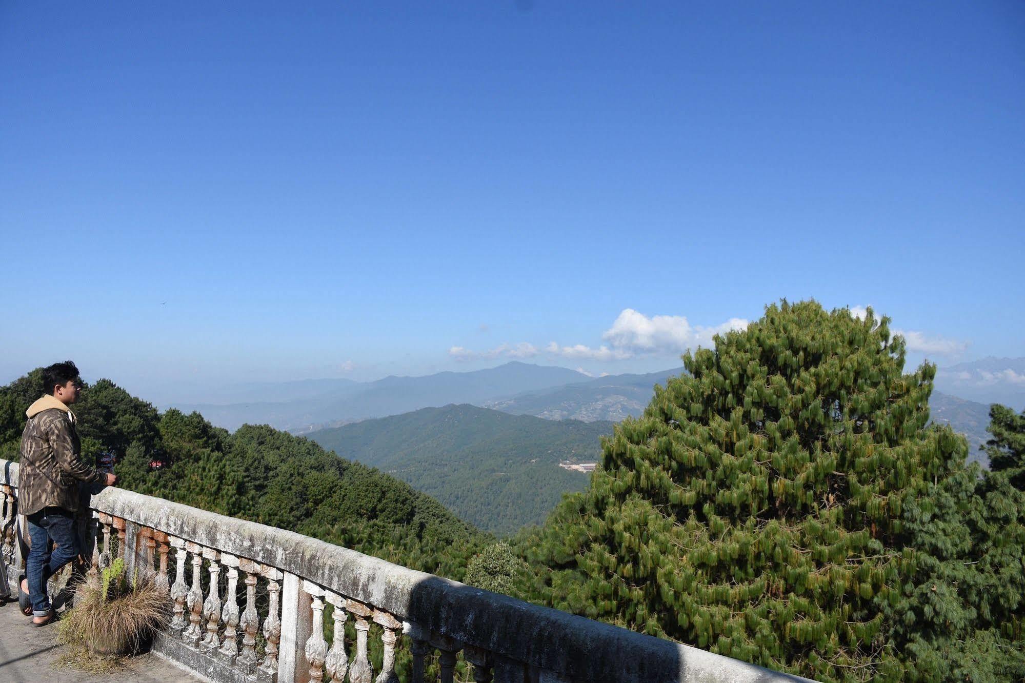 Langtang View Nagarkot Bed And Breakfast Экстерьер фото